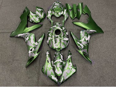 2004-2006 Dark Green Camo R1 Motorcycle Fairings