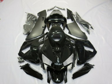 2005-2006 Matte and Gloss Black CBR600RR Motorcycle Fairings