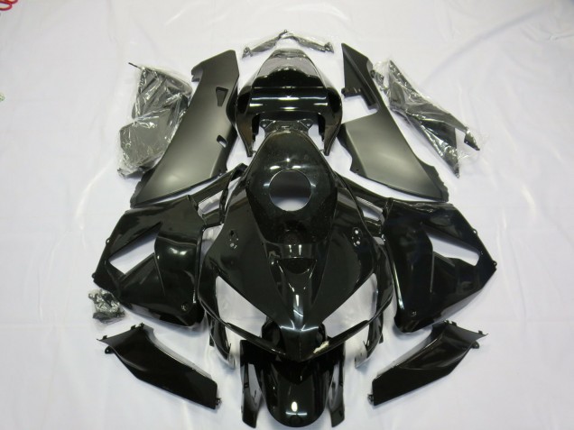 2005-2006 Matte and Gloss Black CBR600RR Motorcycle Fairings
