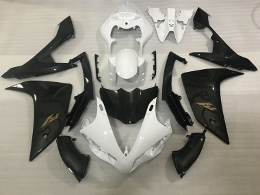 2007-2008 White and Carbon Fiber Style R1 Motorcycle Fairings