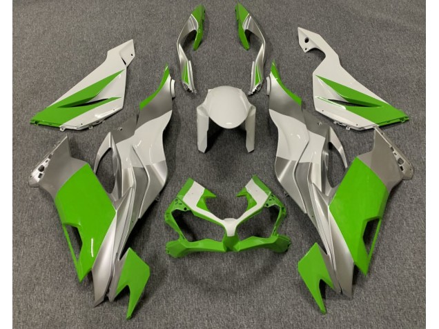 2019-2023 Gloss Green White and Silver ZX6R Motorcycle Fairings